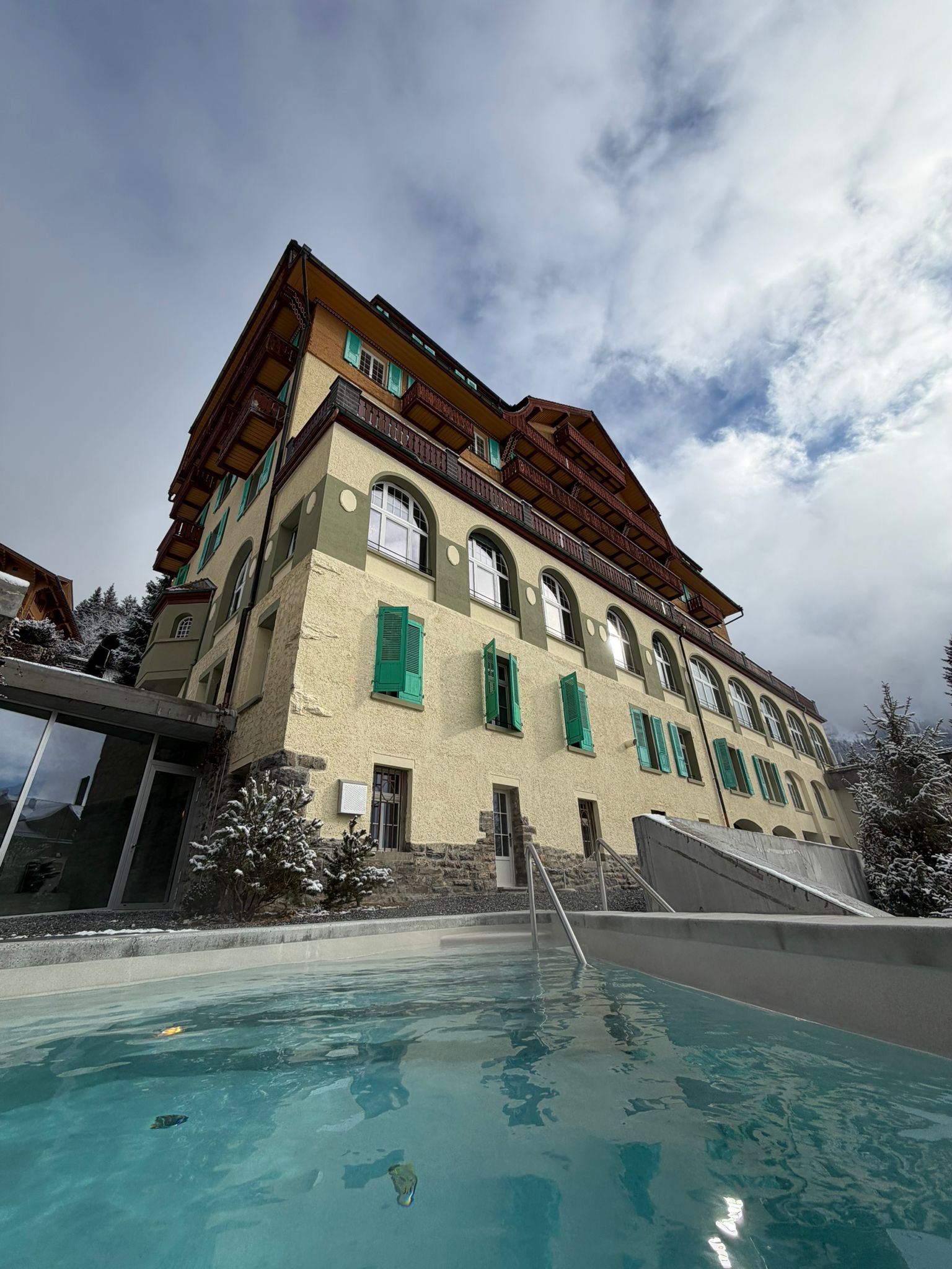Grand Hotel Belvedere exterior from pool, winter