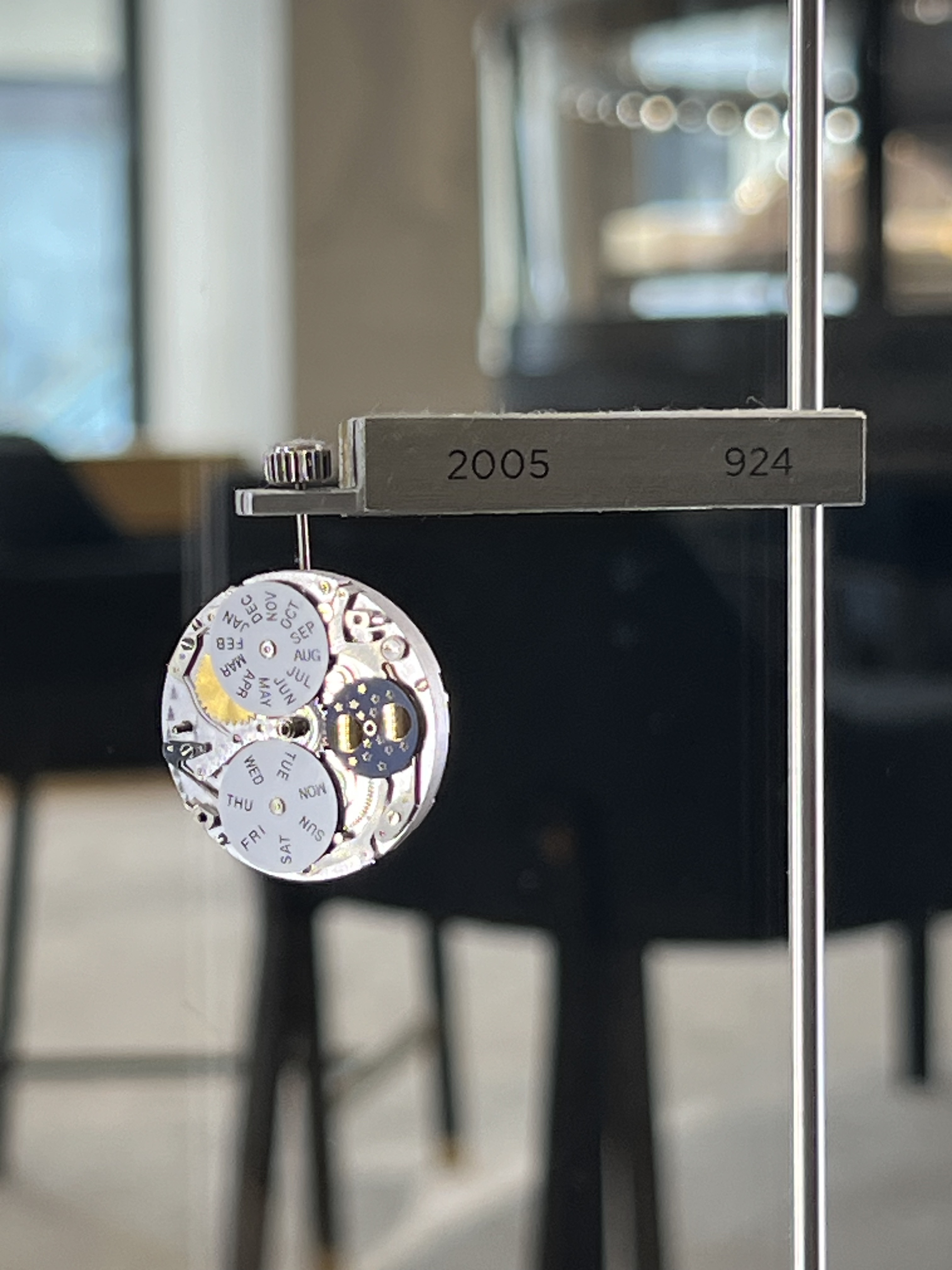 JLC watch movement — Calibre 924, displayed in boutique