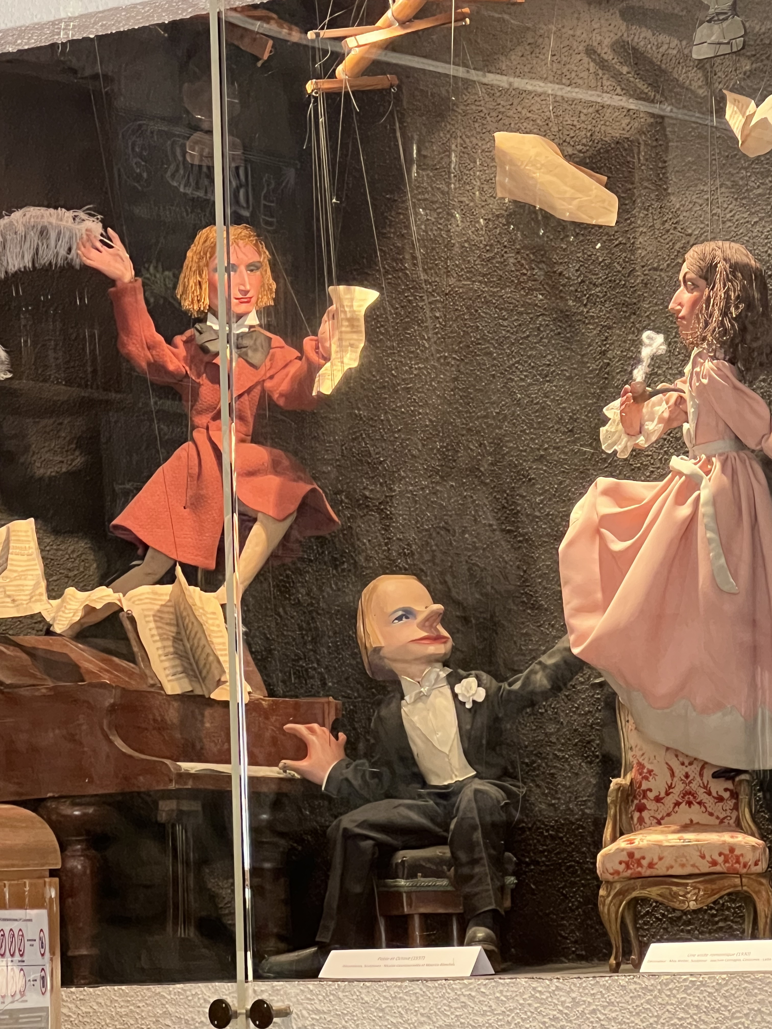 Marionettes at the Théâtre des Marionnettes de Genève — Chopin at the piano